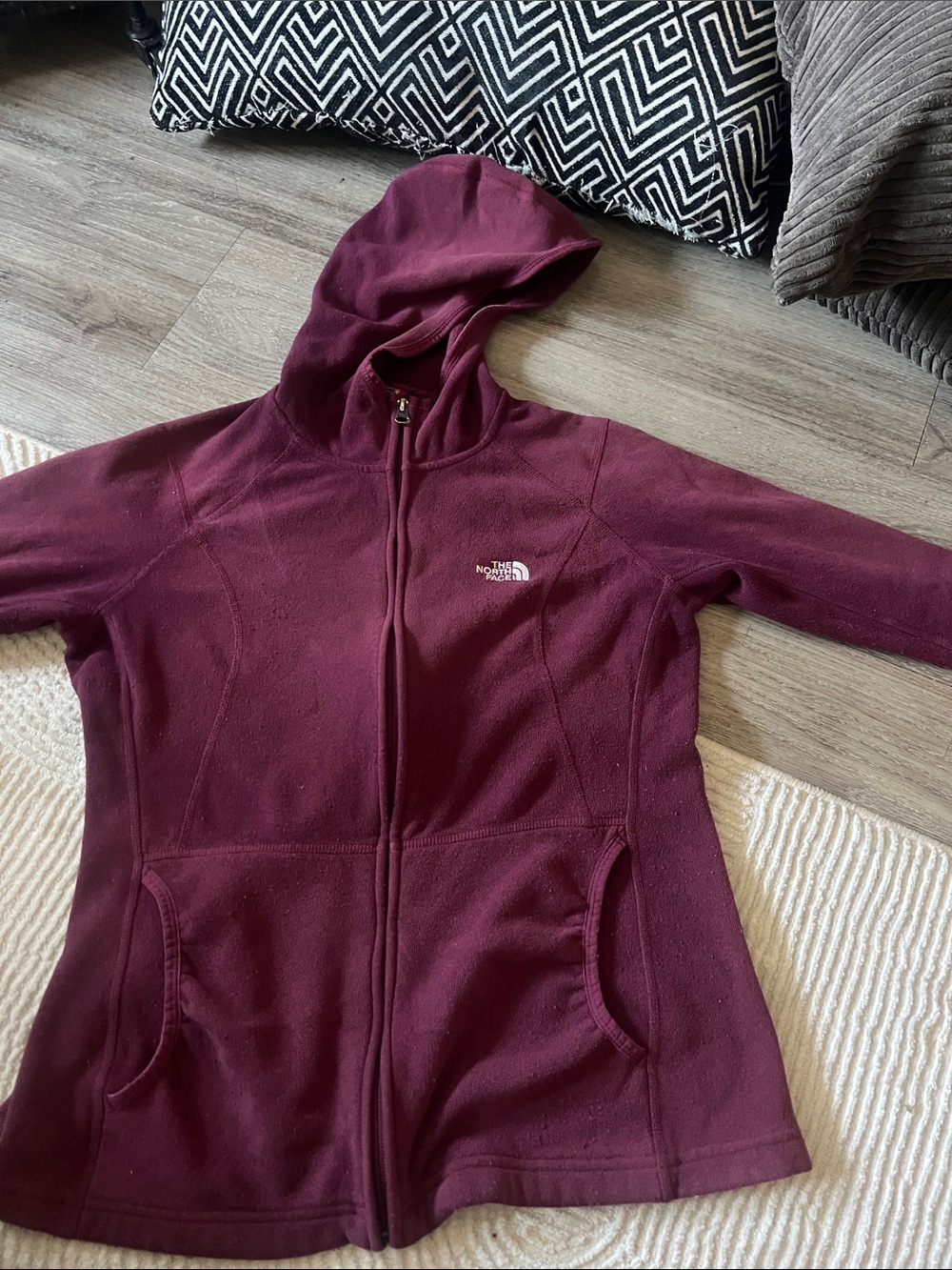 The North Face Women's Hooded Fleece Jacket - Burgundy